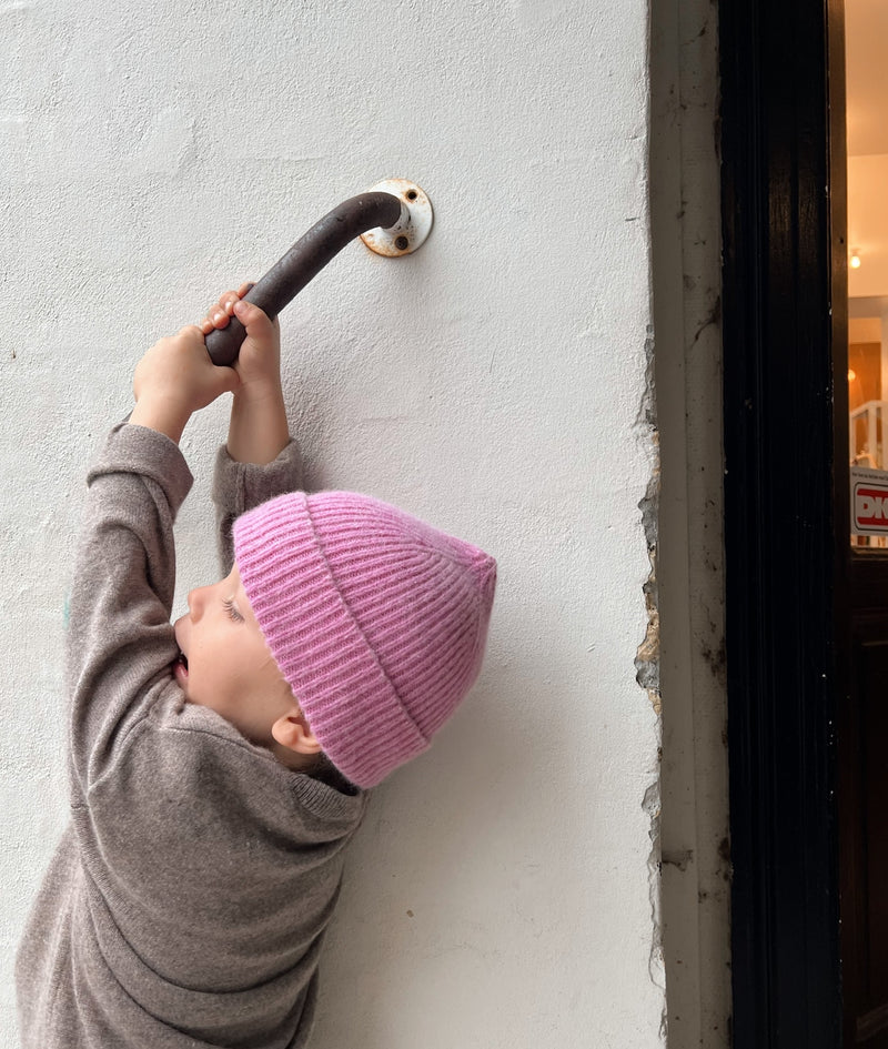 Lambswool Kids Beanie, Taffy