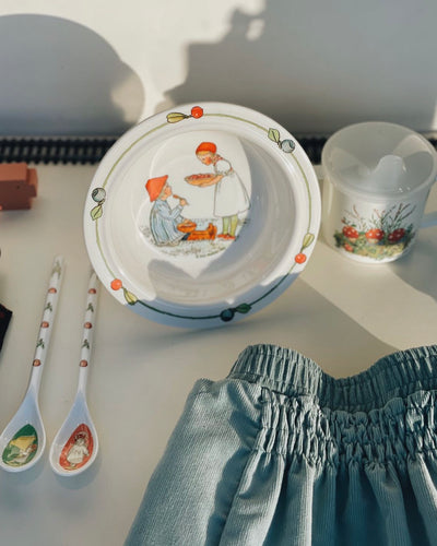 'Peter in Blueberry Land' Tableware Set