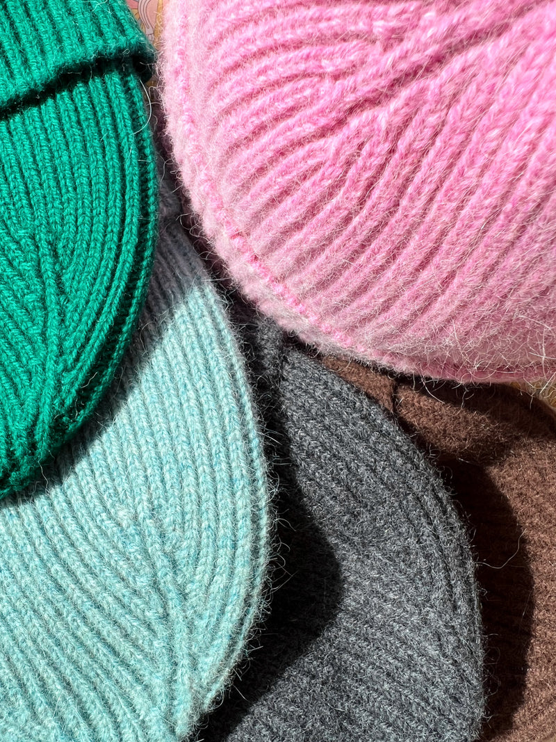 Lambswool Kids Beanie, Taffy