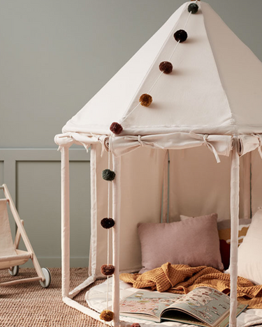Round play deals tent